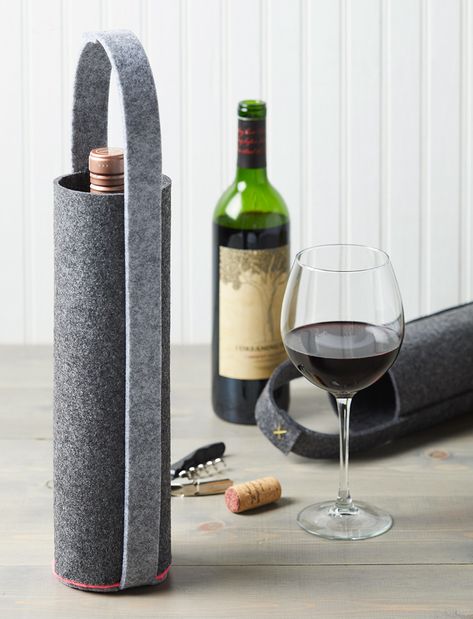 Show Dad your appreciation with these fun homemade Father's Day gifts. From creative puns to thoughtful sentiments, these easy DIY gifts for Dad are a thoughtful way to say "I love you." #fathersdayideas #fathersdaygifts #diygifts #bhg Wine Bottle Sleeves Diy, Chipboard Crafts, Gift Ideas Fathers Day, Homemade Fathers Day Gifts, Wine Stand, Wine Gift Bag, Baby Blocks, Wine Gift, Wine Bag