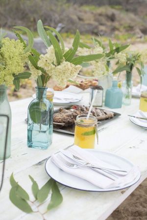 brides of adelaide magazine australian wedding outback lamingtons Farmhouse Outdoor Table, Shabby Chic Ideas, Bush Wedding, Farmhouse Outdoor, Australia Wedding, Bridal Magazine, Outdoor Table Settings, Australia Day, Wedding Candy