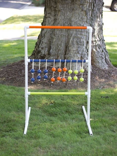 I’ve wanted to make one of these PVC pipe ladder golf games for a while, and now that I have one, I can’t wait to play all summer long! Ladder Golf, Yard Yahtzee, Ladder Ball, Diy Yard Games, Golf Ball Crafts, Pvc Pipe Projects, Diy Ladder, Diy Lawn, Pvc Projects