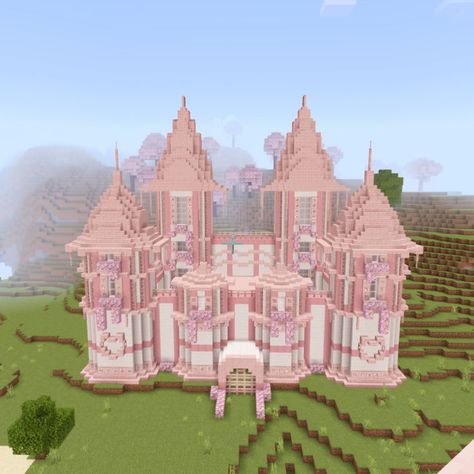 Cool Base Minecraft, Minecraft Rose Build, Minecraft Cherry Blossom Bridge Ideas, Minecraft Pink Palace, Cute Minecraft Castle Ideas, Minecraft Pink Castle Ideas, Arches In Minecraft, Minecraft Fairytale Castle, Cherry Wood Castle Minecraft