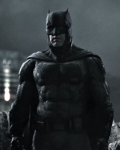 Ben Affleck Bruce Wayne, Batman Actor, Batman Ben Affleck, Armored Batman, Zack Snyder's Justice League, Bruce Wayne Batman, Bat Costume, Batman Pictures, Batman Arkham City