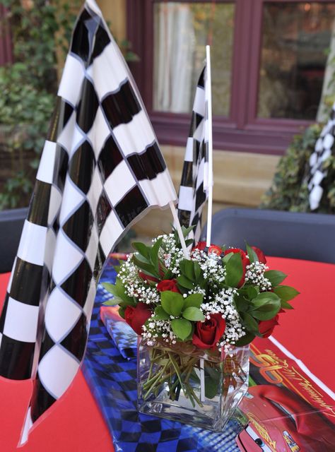 Race Car Table Centerpieces, Racing Wedding Theme, Indy 500 Decorations, Nascar Wedding, Kids Centerpieces, Racing Wedding, Car Themed Wedding, Fun Floral Arrangements, Car Centerpieces