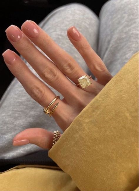 Minimal Nails, Classy Jewelry, Minimalist Nails, Jewelry Lookbook, Classy Nails, Chic Nails, Chrome Nails, Dream Jewelry, Nude Nails