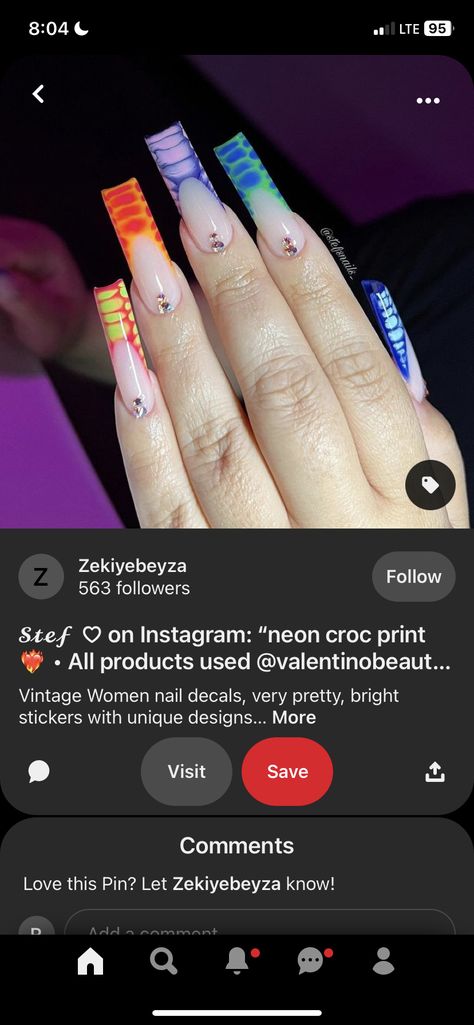 Different Color Croc Nails, Croc Nails With Rhinestones, Colorful Crocodile Nails, Colorful Croc Nails, Croc Design Nails, Alligator Print Nails, Croc Print Acrylic Nails, Croc Nails Acrylic, Croc Print Nails