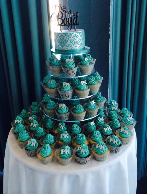 Teal Cake Ideas, Teal And Silver Wedding, Tiffany Blue Cupcakes, Rhinestone Wedding Cake, Turquoise Cake, Teal Wedding Cake, Wedding Cupcake Tower, Blue Cake Pops, Teal Cake