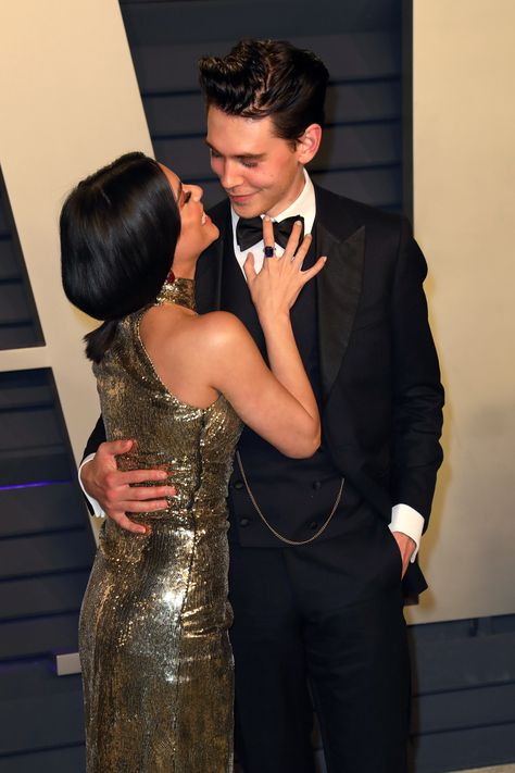 Austin Butler And Vanessa, Vanessa And Austin, Vanessa Hudgens And Austin Butler, Zac Efron And Vanessa, Cute Celebrity Couples, Hollywood Couples, Elvis Movies, Celebrity Lifestyle, Austin Butler