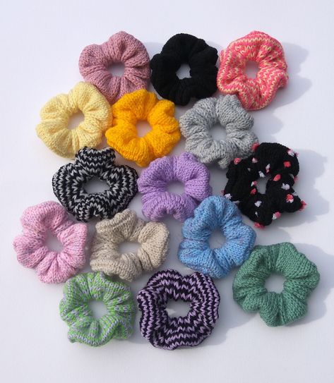 Hand-knitted%20hair%20scrunchies,%20made%20with%20100%%20acrylic%20yarn.%20Measurements:%20Approx.%2010-11cm%20in%20diameter%20(4cm%20from%20hair%20tie%20to%20outer%20edge).%20Contains%20a%202mm%20thick%20hair%20tie%20inside.%20Large%20scrunch%20ratio. Scrunchies Knitted, Scrunchies Crochet, Sun Spot, Crochet Hair Accessories, Yarn Stash, Diy Activities, Yarn Projects, Diy Couture, Knitting Accessories