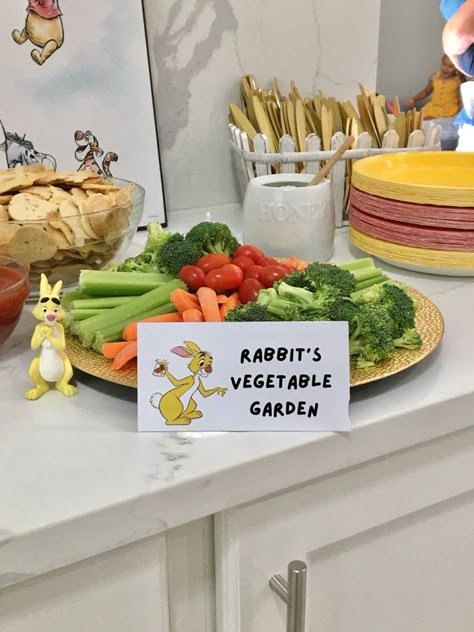 Winnie The Pooh Images, Winnie The Pooh Food, Pooh Images, Pooh Baby Shower Ideas, Winnie The Pooh Themes, Winnie The Pooh Baby Shower, Baby Shower Theme Decorations, Disney Baby Shower, Winnie The Pooh Birthday