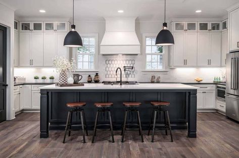 Transitional Kitchen Ideas, Transitional Style Kitchen, Transitional Kitchens, Hardwood Floors In Kitchen, Contemporary Style Kitchen, Transitional Kitchen Design, White Kitchen Island, North Carolina Homes, White Marble Countertops