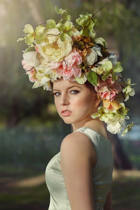 Woodland Crown, Crown Pictures, Gothic Crown, Coastal Christmas Tree, Floral Headdress, Festival Headband, Flower Headdress, Mermaid Ornament, Fairy Festival