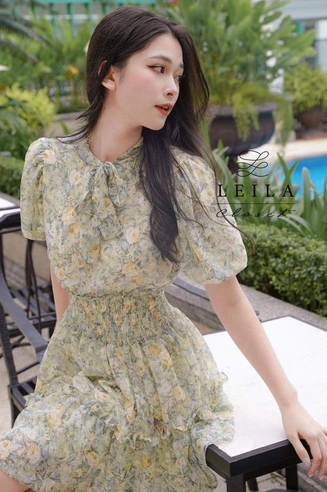 Aesthetic Frock Korean, Shefong Dress, Frock Korean, Korean Outfits Dresses, Chill Dress, Dresses Korean Style, Style Inspiration Spring Summer, Long Gown Design, Flora Dress