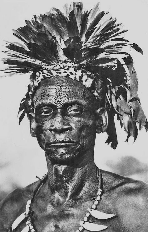 Africa | Turumba Chief.  Yangambi, Isangi,  Tshopo, Belgian Congo.  ca. 1940s/50s || Source;  http://www.ebay.ca/itm/Turumba-Chief-rppc-Tattoo-Scarification-Congo-Africa-50s-/301214053873 African Chief, Indigenous Pride, Vintage Africa, Congo Africa, African Tribe, Belgian Congo, African Ancestry, Native American Paintings, Aboriginal Culture