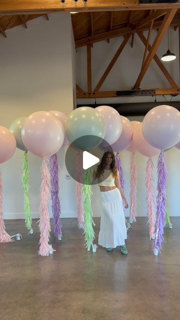 BalloonWorks LLC on Instagram: "1..2.. SKIP A FEW! These JUMBO balloons with CUSTOM tassels are a SHOWSTOPPER! Can you count how many we did?! #balloonworks #balloons #jumboballoons" Balloon With Fringe, Big Balloons With Tassels, Balloon Tassel, Jumbo Balloons, Large Balloons, Big Balloons, Bounce House, Helium Balloons, Tassel Fringe