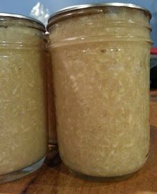 Canning Homemade!: Canning Pickled Horseradish How To Can Horseradish, Canned Horseradish Recipe, How To Preserve Horseradish, Canning Horseradish Recipes, Preserving Horseradish, Pickled Horseradish, Canning Horseradish, Growing Horseradish, Horse Radish