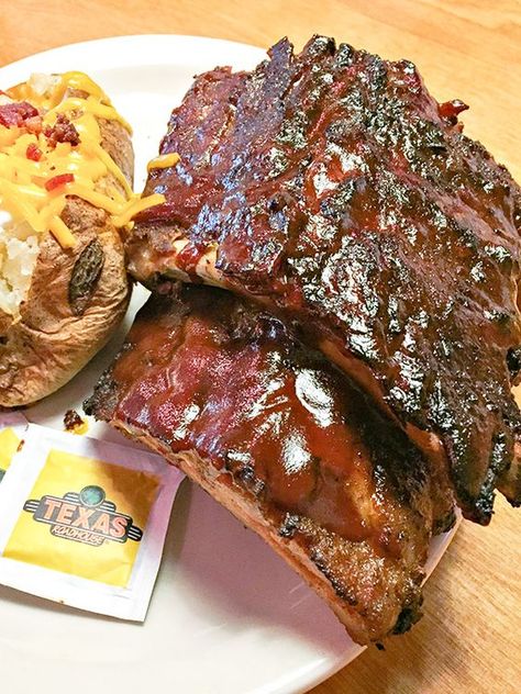 Full slab of Fall-Off-The-Bone Ribs at Texas Roadhouse. They get 3-days of preparation, with a unique blend of seasonings and a signature BBQ sauce. AD Texas Roadhouse Ribs Recipe, Texas Roadhouse Ribs, Texas Food Recipes, Roadhouse Steak Seasoning, 21st Birthday Dinner, Texas Roadhouse Steak Seasoning, K Cafe, Restaurant Hacks, Texas Steak