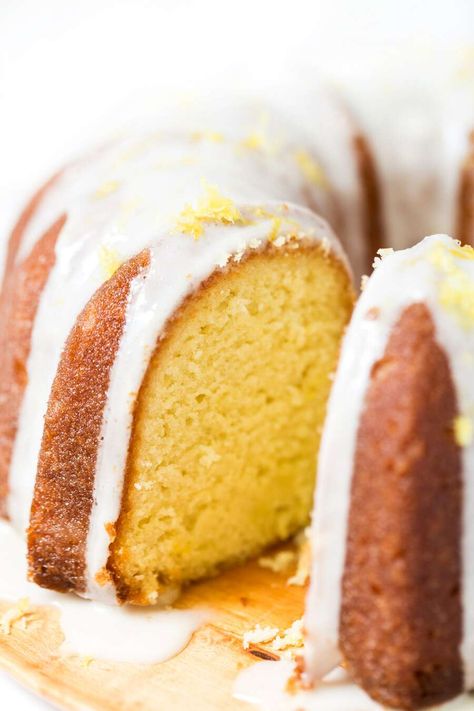 Gluten Free Bundt Cake, Gluten Free Lemon Cake, Lemon Bundt Cake Recipe, King Arthur Gluten Free, Resipi Kek, Bundt Cake Recipe, Lemon Bundt Cake, Cake Recipes From Scratch, Gluten Free Desserts Recipes