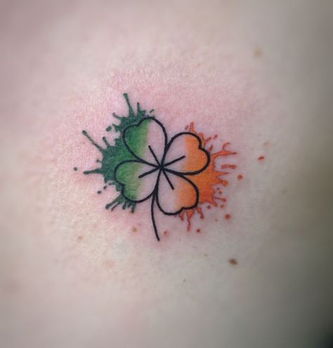 Black Hat Tattoo Dublin | Ireland on Instagram: "Happy Saint Patrick's day to all, come get an Irish themed tattoo to celebrate your love of Ireland ! 🔥🇨🇮  We are open all day ! Come get your tattoo 😍  #tattoo #dublintattoo #theblackhattattoo #irelandtattoo #saintpatrick #ireland" Ireland Themed Tattoo, Irish Heart Tattoo, Ireland Tattoos For Women, Irish Themed Tattoos, Northern Ireland Tattoo, Celtic Irish Tattoo, Irish Memorial Tattoo, Irish Tattoos For Men Sleeve, Pot Of Gold Tattoo