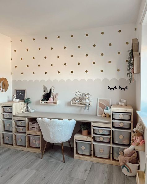 Trofast Ikea, Ikea Kids Room, Ikea Desk Hack, Kids Rooms Inspo, Kids Playroom Decor, Ikea Kids, Kids Bedroom Inspiration, Kid Desk, Toddler Bedrooms