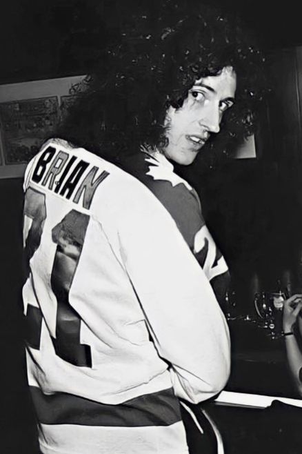 Queen Brian May, Best Guitarist, Queen Photos, Roger Taylor, Queen Pictures, Queen Freddie Mercury, British Rock, John Deacon, Brian May