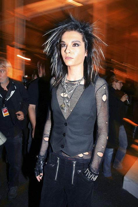 Bill Klautz, I Fall To Pieces, Emo Men, Georg Listing, Tokyo Hotels, Emo Guys, Bill Kaulitz, Tom Kaulitz, Tokio Hotel