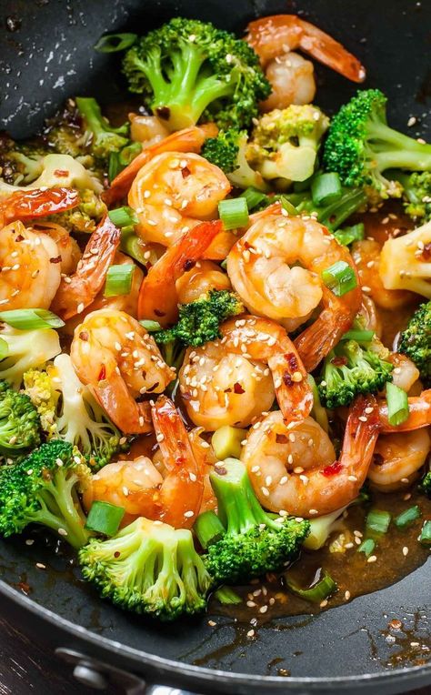 Szechuan Shrimp, Seafood Chowder, Shrimp And Broccoli, Broccoli Recipe, Broccoli Stir Fry, Shrimp Recipes Easy, Shrimp Dishes, Broccoli Recipes, Idee Pasto Sano