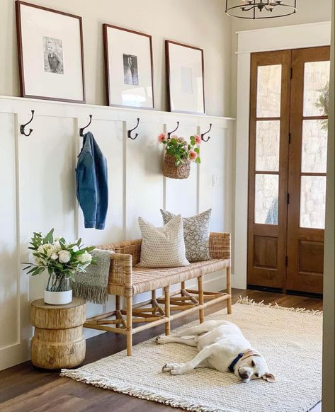 Front Entryway Ideas Hooks, Entry Area In Living Room, Large House Decor Ideas, Ranch Home Entryway, Entryway Wall Hooks And Bench, Entrance Hook Ideas, Entryway Couch, Entry Bench Styling, Front Entry With Bench