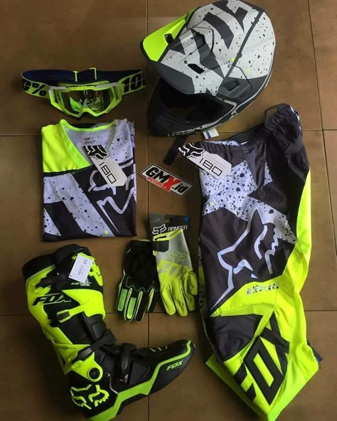 Rzr Riding Outfits, Motocross Outfits, Dirt Bike Riding Gear, Fox Motocross, Motocross Girls, Fox Racing Clothing, Dirt Bike Helmets, Dirt Bike Gear, Riding Outfits