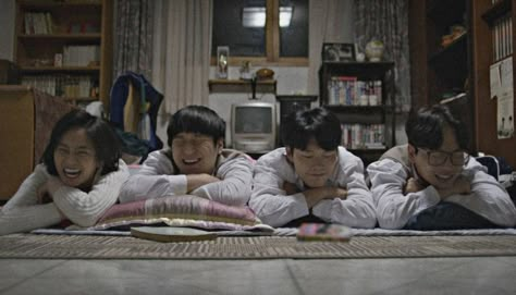 Reply 1988 Scene, Jun Yeol, Go Kyung Pyo, Lee Hyeri, Answer Me, Reply 1988, Korean Shows, Drama Club, Cant Help Falling In Love