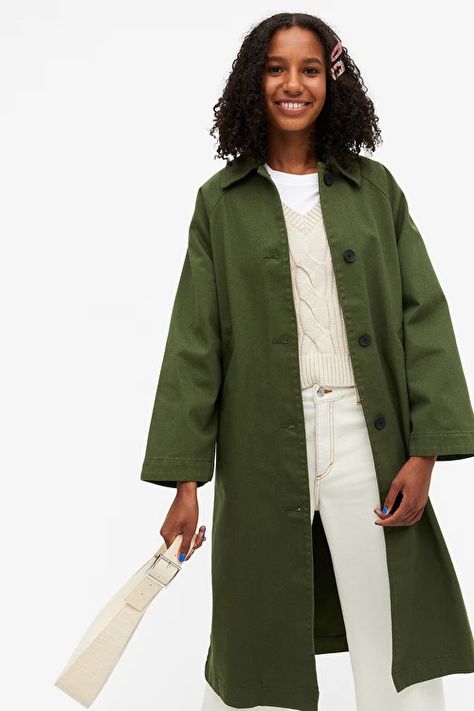 Utility raglan coat - Moss green - Coats - Monki DK Raglan Coat, Quilted Coats, Purple Jeans, Trouser Outfits, Classic Denim Jacket, Long Trench, Long Trench Coat, Light Blue Jeans, Green Coat