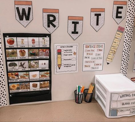 Reading Center In Classroom, Classroom Stations Setup, Writing Center Set Up Kindergarten, Centers Classroom Setup, Kindergarten Classroom Setup Centers, Writing Center For Preschool, Preschool Writing Center Set Up Ideas, Kindergarten Center Ideas Work Stations, Writing Station First Grade