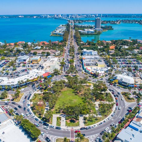 St Armands Circle, Best Places To Retire, Lido Beach, Siesta Key Beach, Florida City, Gulf Coast Florida, Siesta Key, Sarasota Florida, Beaches In The World