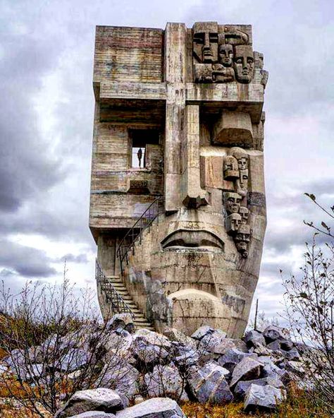 .Mask of Sorrow (Russian: Маска скорби, Maska skorbi) is a monument perched on a hill above Magadan, Russia, commemorating the many prisoners who suffered and died in the Gulag prison camps in the Kolyma region of the Soviet Union during the 1930s, 1940s, and 1950s . . . ... . . . #artists #paintings #painting #drawing #contemporaryart #designer #artistmafia #colour #beautiful #contemporaryartists #arthub #arts #artGALLERY #worldbestart #instapainting #Artcurator #artgallery #kunst #artfair #art Magadan Russia, Melon Collie, Architecture Cool, Brutalism Architecture, Awesome Architecture, Brutalist Architecture, Stone Sculpture, Abandoned Buildings, Brutalism