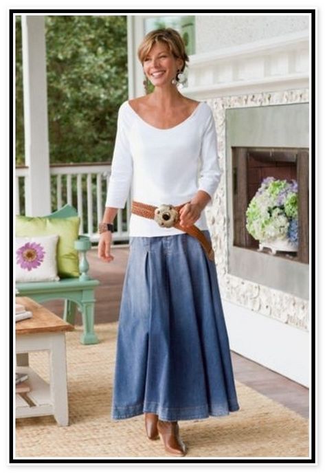 Mode Over 50, Modest Denim Skirts, Sukienki Maksi, Mode Ab 50, Equestrian Outfit, Pleated Denim Skirt, Outfit Denim, Denim Skirt Women, 50 Style