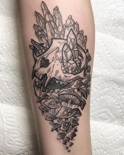 sychedelic cat skull crystal explosion. Thank you Lara. #bodyelectrictattoo #cat #catskull #cattoo #catskulltattoo #crystal #crystals Expensive Tattoos, Crystals Tattoo, Mushrooms Tattoo, Body Electric Tattoo, Cat Skull Tattoo, Magnolia Tattoo, Best Guacamole, Crystal Tattoo, Literary Tattoos