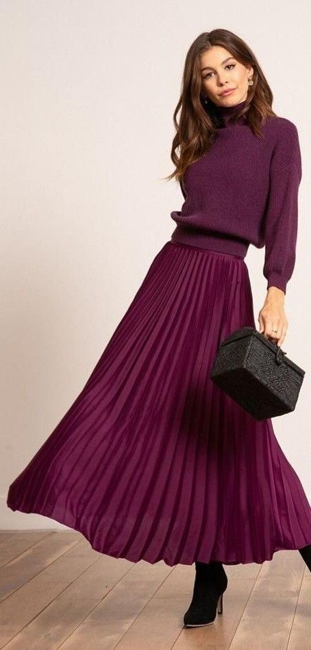 London Street Fashion, Tule Rok, Pleated Skirt Outfit, Purple Spring, Skirt Purple, Spring Skirts, 가을 패션, Ladies Dress Design, Mode Inspiration