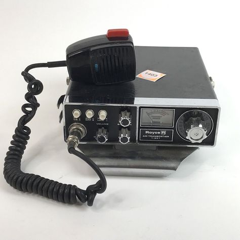 Royce AM Transceiver 1-601 CB Radio Citizens Band Operations Made in Japan 1975 Baofeng Radios, Cklw Radio, Citizen Band, Radio Transmitter, Citizens Band Radio, Cb Radios, Cb Radio, Vintage Electronics, Royce