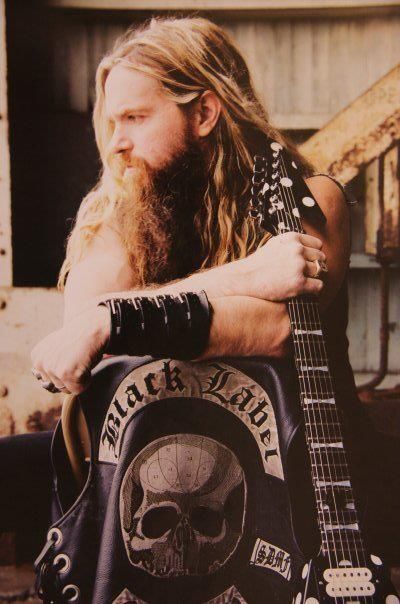 Black Label Society Zakk Wylde, Black Label Society, Musica Rock, I'm With The Band, Guitar Hero, Mötley Crüe, Ozzy Osbourne, Metal Music, Long Hair Styles Men