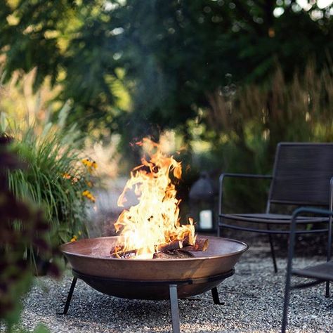 We're not letting summer go just yet. Fire Pit Seating Area, Fire Pit Bowl, Fire Pit Area, Backyard Diy Projects, Fire Pit Patio, Backyard Fire, Fire Bowls, Diy Landscaping, Fire Pit Backyard