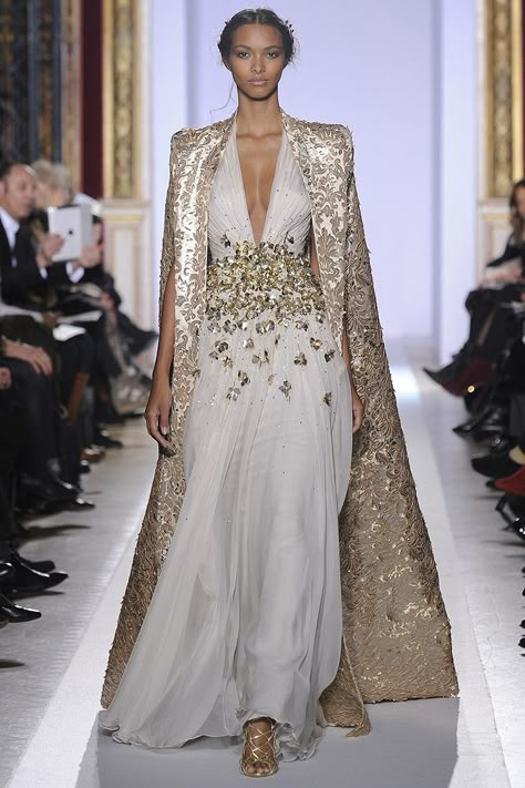 . Zuhair Murad Haute Couture, Gold Jacket, Mode Abaya, Spring Couture, Dior Couture, Wedding Dress Couture, Zuhair Murad, Wedding Dress Inspiration, Gorgeous Gowns