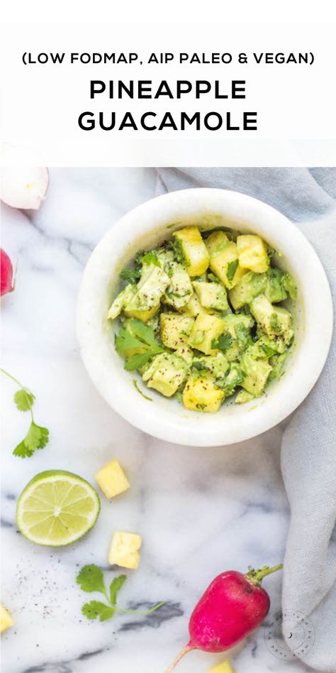 This guacamole has a tropical twist using pineapples instead of tomatoes making this nightshade-free, using chives instead of onions makes this mild and low FODMAP so it’s easy to digest for everyone! Pineapple Guacamole, Paleo Appetizers, Aip Paleo, Tropical Twist, Aip Recipes, Low Fodmap Recipes, Paleo Vegan, Paleo Snacks, Guacamole Recipe