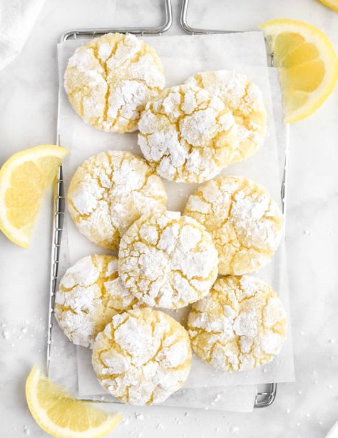 Lemon Crinkle Cookies - Herbs & Flour Mini Oreo Cheesecake, Cookies Lemon, Lemon Crinkle Cookies, Chocolate Crinkle, Lemon Cookies Recipes, The Perfect Cookie, Chocolate Crinkle Cookies, Dessert Snacks, Baking Recipes Desserts