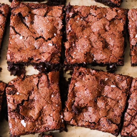 Homemade Chewy Brownies, Chewy Brownies Recipe, Bake Ideas, Puding Roti, Best Brownie Recipe, Brownies Recipe Homemade, Chewy Brownies, Homemade Brownies, Keto Brownies