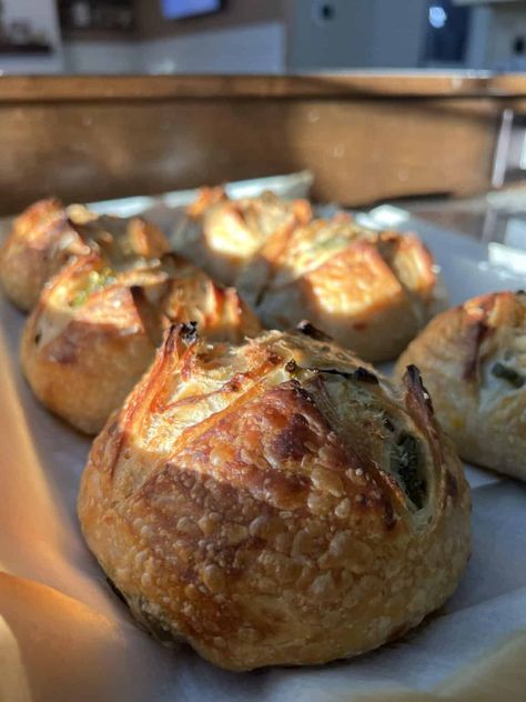 Mini Jalapeno Cheddar Loaves - Acts Of Sourdough Sourdough Vegan Recipes, Sourdough Jalapeno Cheddar Bread, Mini Sourdough Boules, Mini Sourdough Loaves, Steak Diner, Focaccia Dough, Krolls Korner, Sourdough Loaves, Dough Starter Recipe