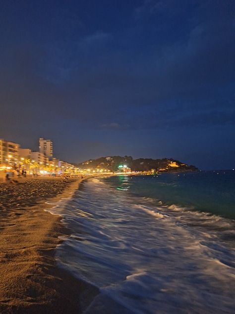 Spain Aesthetic, Beach At Night, Beach Night, Pretty Landscapes, Tromso, Clothes And Shoes, Shoes And Boots, Summer Dream, Floral Dresses