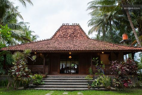 Welcome to the traditional Javanese Joglo house Indonesian House Traditional, Joglo House Java, Joglo House Design, Joglo House, Java House, Indonesian House, Bali House, Colonial Exterior, Traditional Houses