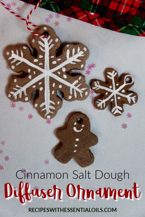 Cinnamon Salt Dough, Salt Dough Christmas, Salt Dough Christmas Ornaments, Homemade Christmas Ornaments Diy, Scented Ornaments, Cinnamon Ornaments, Salt Dough Ornaments, Dough Ornaments, Holiday Crafts Diy