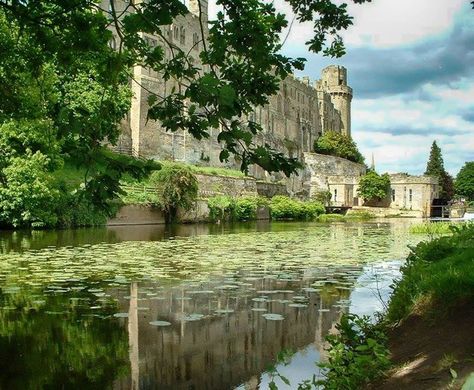 Warwickshire England, Star Fort, Warwick Castle, English Castles, European Castles, Beautiful Castles, Stately Home, Medieval Castle, Places Around The World