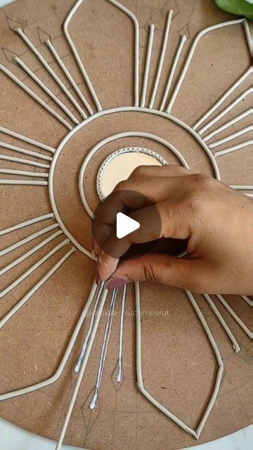 Lippan Art Diy, Lippan Art Clay Making, Lippan Art Tutorial Video, Lippan Art On Wall Tutorial, Mud Mirror Lippan Art, Lippan Art Mirror God, Mud Art, Lippan Art, Clay Wall Art