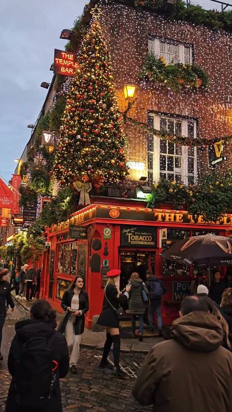 Europe During Christmas, Europe In Christmas, Dublin Ireland Aesthetic Christmas, Dublin Ireland Christmas, Dublin Ireland Winter, Dublin In December, Dublin At Christmas, Ireland At Christmas, Ireland Dublin Aesthetic