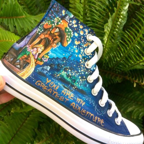 Rapunzel Converse, Tangled Shoes, Tangled Converse, Vans Painted Shoes Ideas, Disney Converse, Painted Converse, Converse Wedding Shoes, Wedding Converse, Custom Painted Shoes